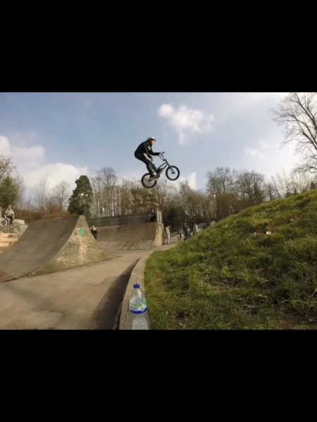 9660166F-7923-425F-8FC6-DAE2760935B8